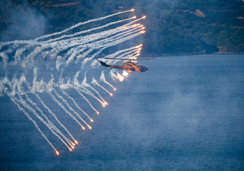 ATAK ve Kobra hünerlerini  sergiledi