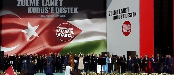 Yüzbinler Yenikapı'ya akın etti