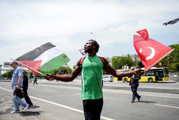 Yüzbinler Yenikapı'ya akın etti