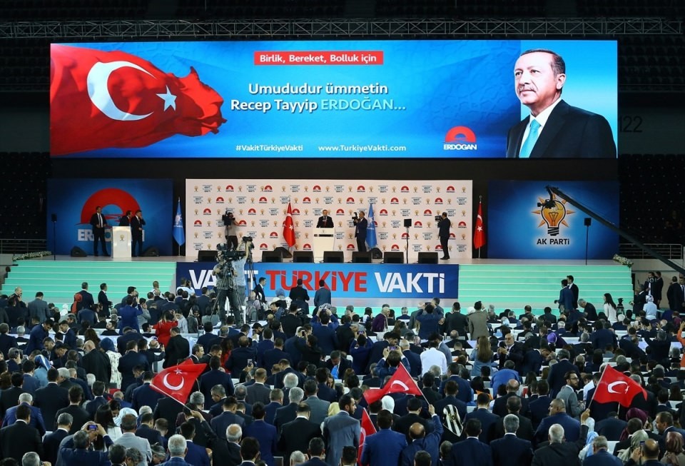 Erdoğan'ın seçim beyannamesini açıkladığı toplantıdan dikkat çeken kareler