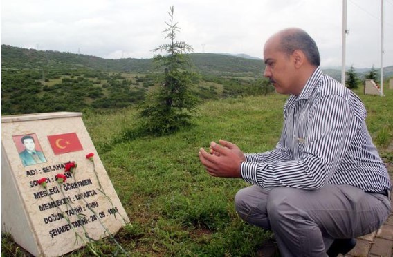 PKK'nın şehit ettiği 33 silahsız askeri anma töreni