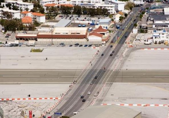 Pilotlar ölüm pisti diyor! İşte en tehlikeli havalimanları