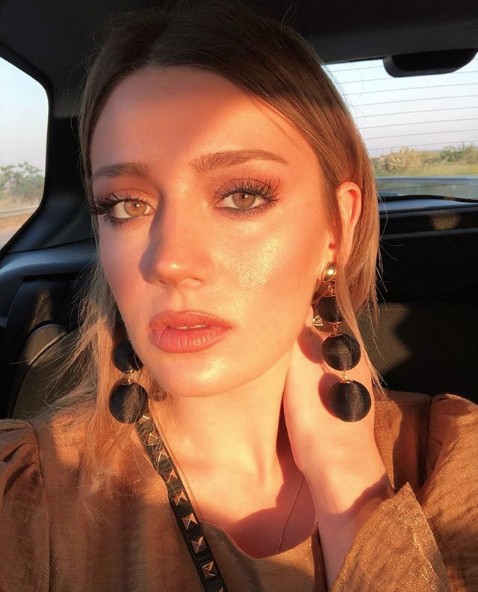 Gizem Karaca o karar için bakın ne dedi