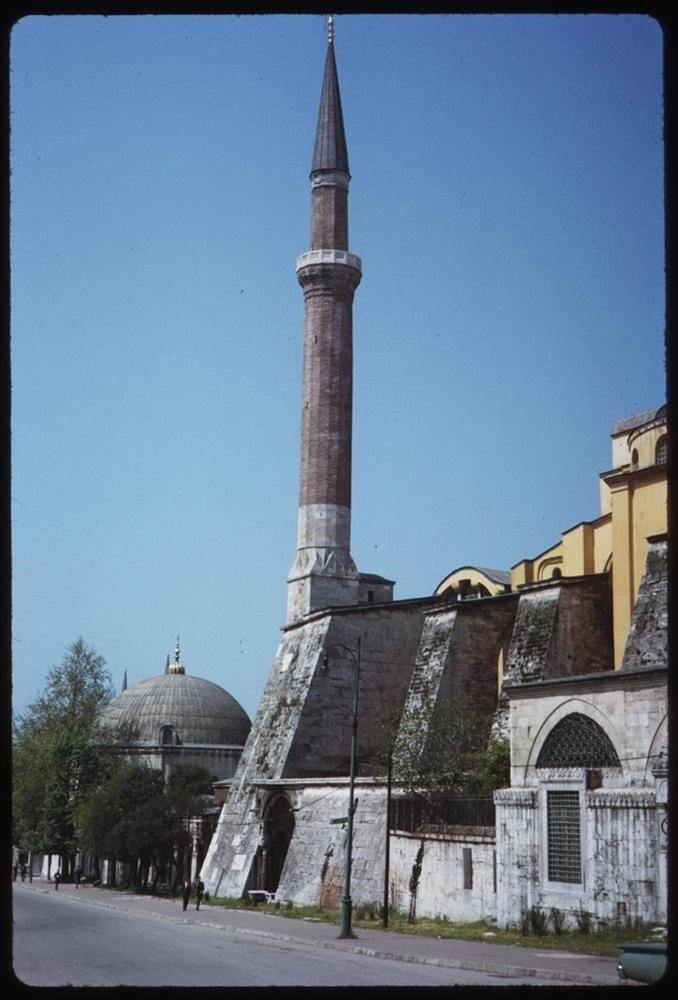 Renklendirilmiş halleriyle eski İstanbul fotoğrafları