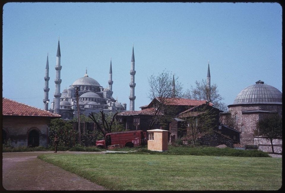 Renklendirilmiş halleriyle eski İstanbul fotoğrafları