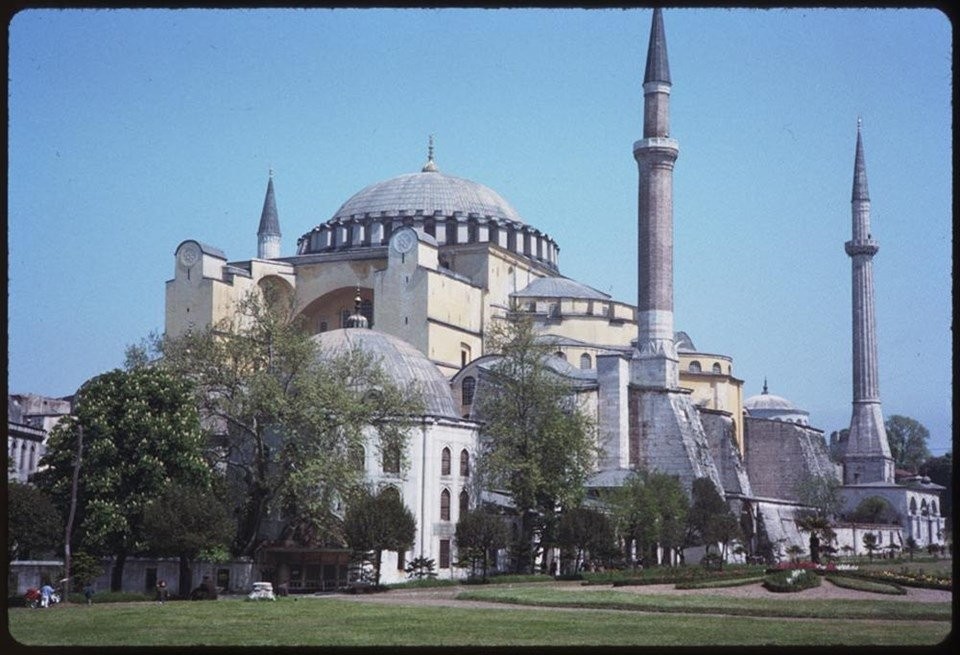 Renklendirilmiş halleriyle eski İstanbul fotoğrafları