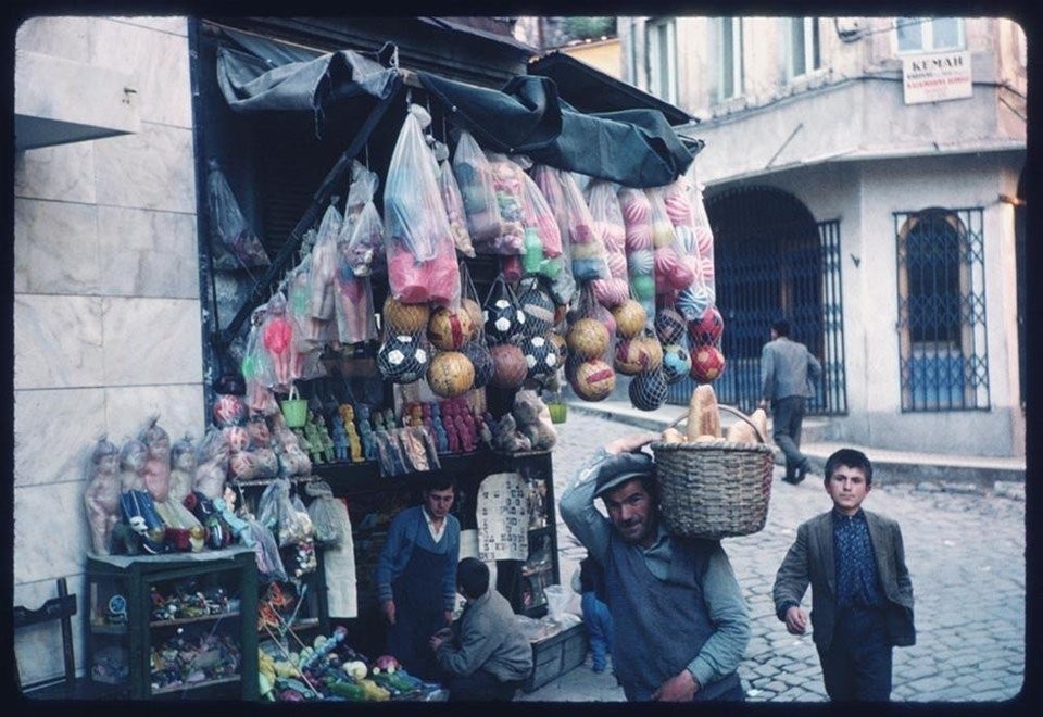 Renklendirilmiş halleriyle eski İstanbul fotoğrafları