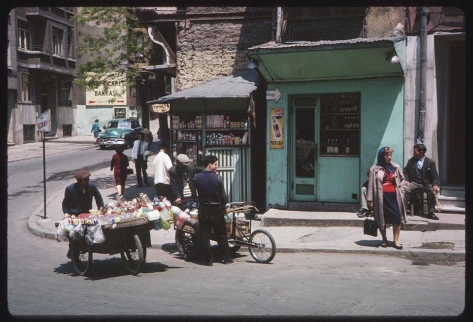 Renklendirilmiş halleriyle eski İstanbul fotoğrafları