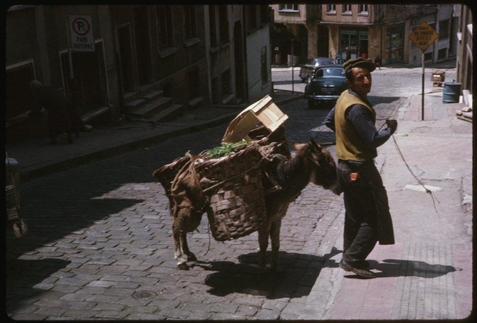 Renklendirilmiş halleriyle eski İstanbul fotoğrafları