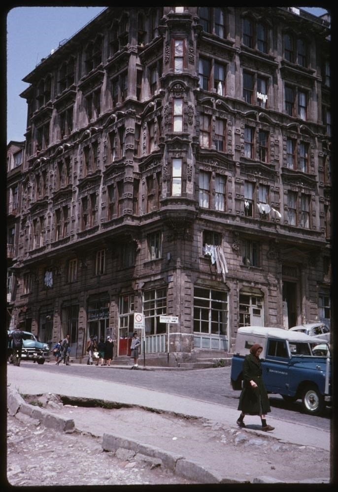 Renklendirilmiş halleriyle eski İstanbul fotoğrafları