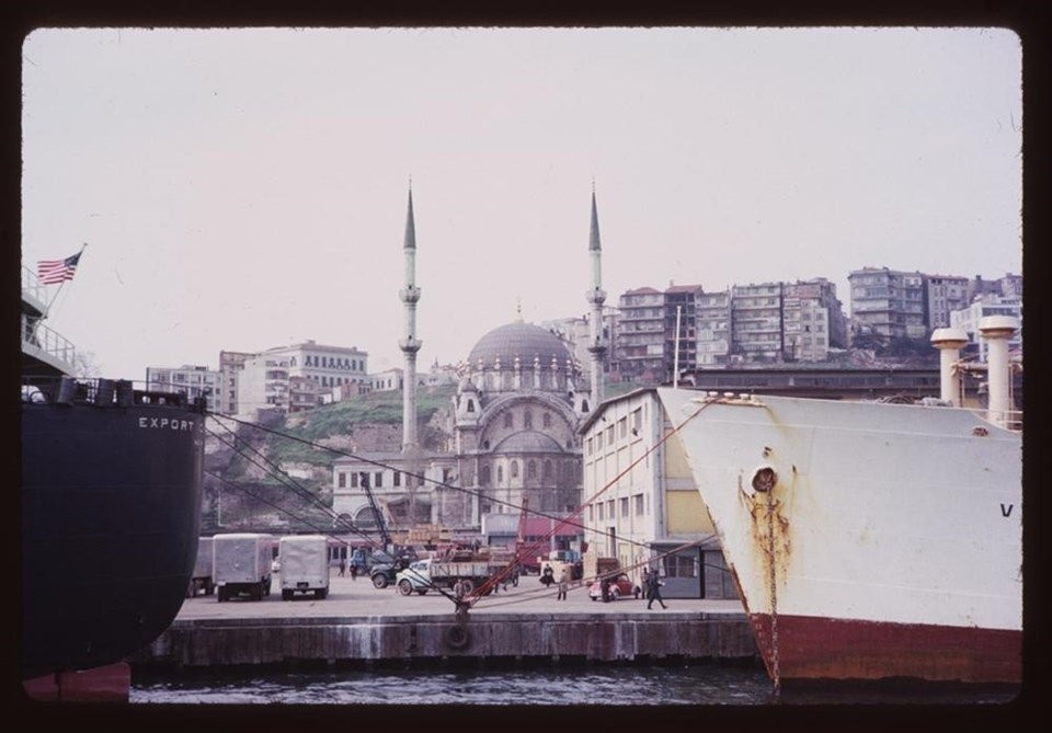 Renklendirilmiş halleriyle eski İstanbul fotoğrafları