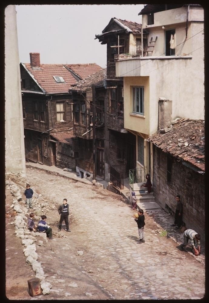 Renklendirilmiş halleriyle eski İstanbul fotoğrafları