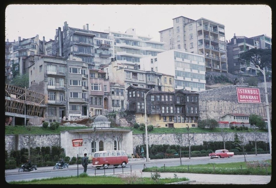 Renklendirilmiş halleriyle eski İstanbul fotoğrafları