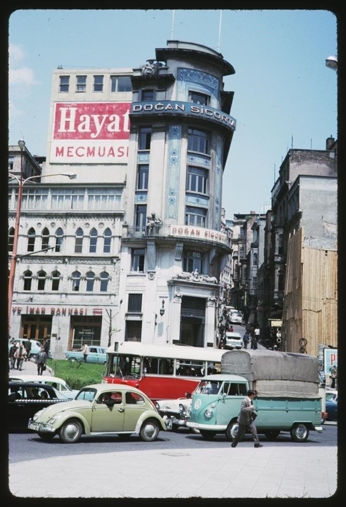 Renklendirilmiş halleriyle eski İstanbul fotoğrafları