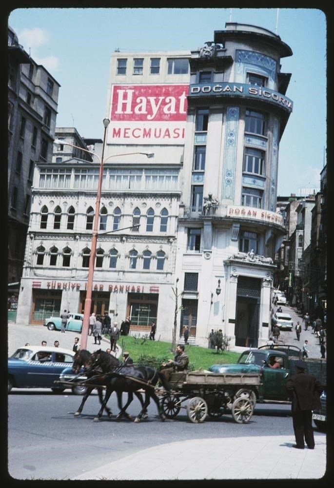 Renklendirilmiş halleriyle eski İstanbul fotoğrafları