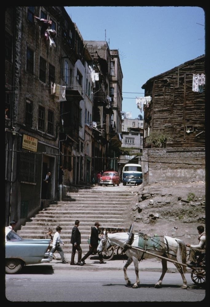 Renklendirilmiş halleriyle eski İstanbul fotoğrafları