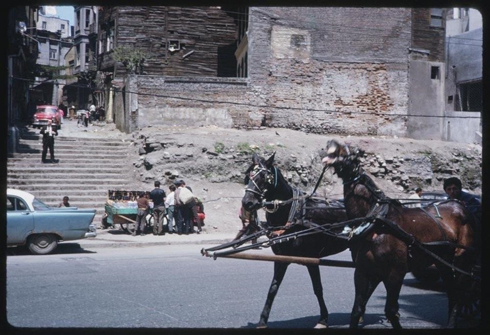 Renklendirilmiş halleriyle eski İstanbul fotoğrafları