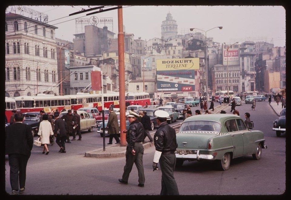 Renklendirilmiş halleriyle eski İstanbul fotoğrafları