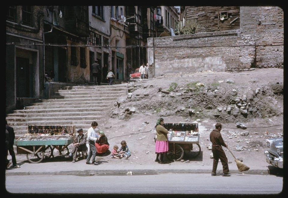 Renklendirilmiş halleriyle eski İstanbul fotoğrafları