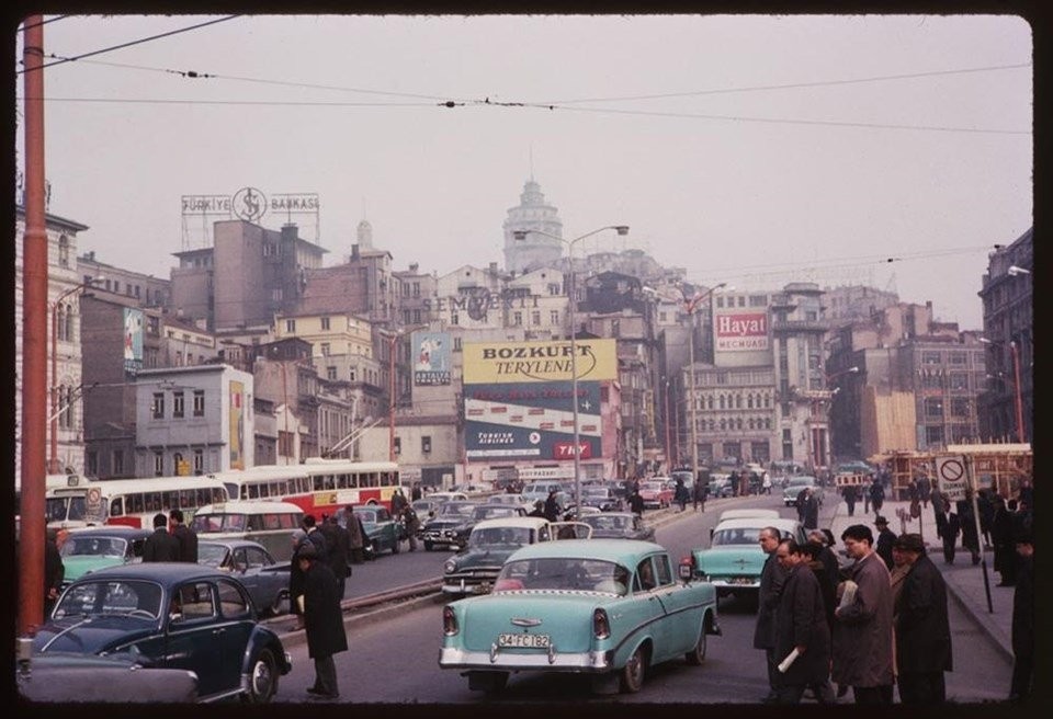 Renklendirilmiş halleriyle eski İstanbul fotoğrafları