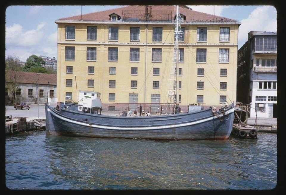 Renklendirilmiş halleriyle eski İstanbul fotoğrafları