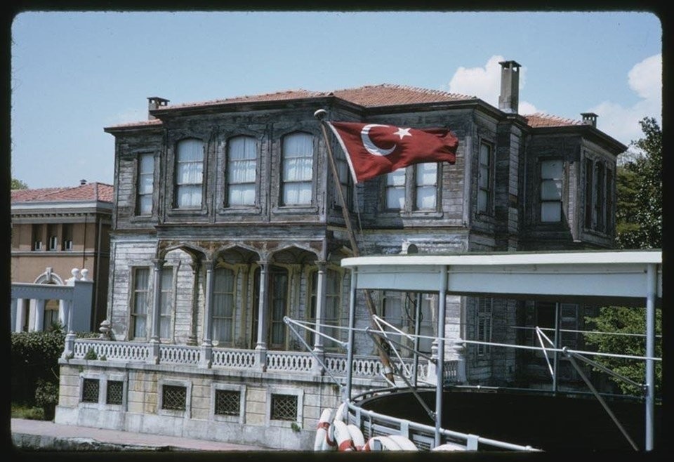 Renklendirilmiş halleriyle eski İstanbul fotoğrafları