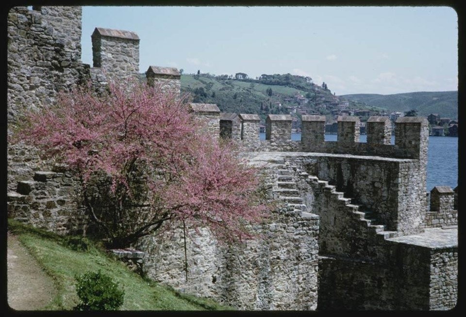 Renklendirilmiş halleriyle eski İstanbul fotoğrafları