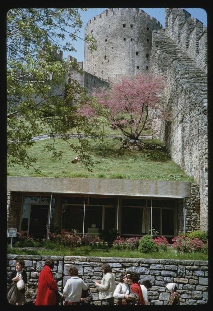 Renklendirilmiş halleriyle eski İstanbul fotoğrafları