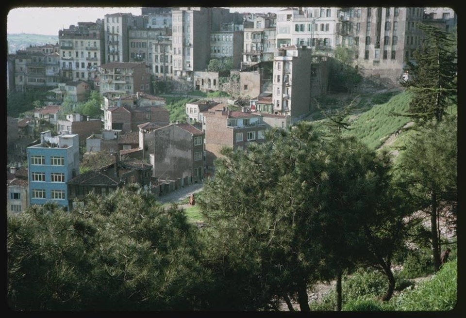 Renklendirilmiş halleriyle eski İstanbul fotoğrafları