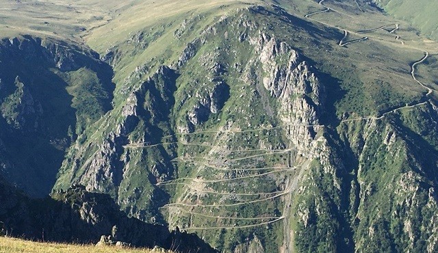 Dünyanın en tehlikeli yolunu Ruslar yapmış