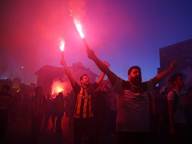 Kadıköy'de Ali Koç coşkusu