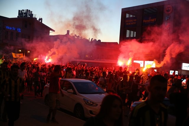 Kadıköy'de Ali Koç coşkusu