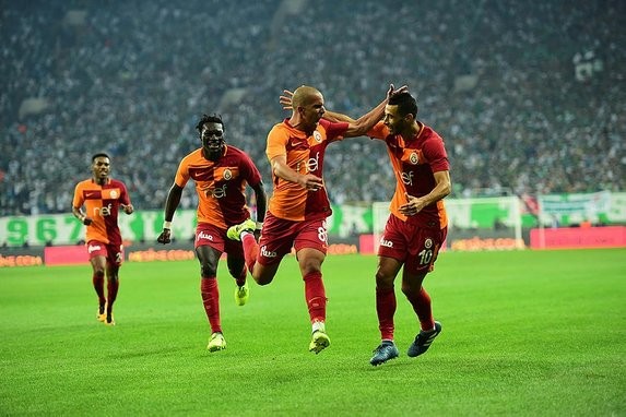 Galatasaray'da maaş krizi