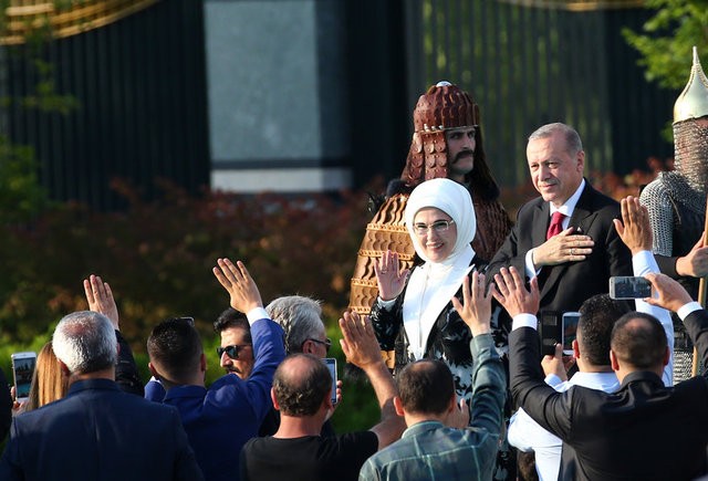 İşte yeni sisteme geçiş törenlerinden renkli kareler...