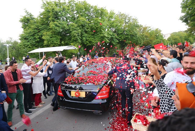 İşte yeni sisteme geçiş törenlerinden renkli kareler...