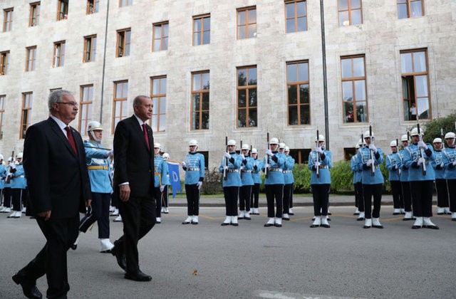 İşte yeni sisteme geçiş törenlerinden renkli kareler...