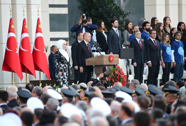 İşte yeni sisteme geçiş törenlerinden renkli kareler...