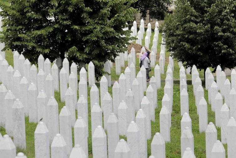 Srebrenitsa soykırımının 23. yıl dönümü 