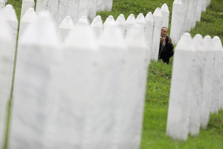 Srebrenitsa soykırımının 23. yıl dönümü 