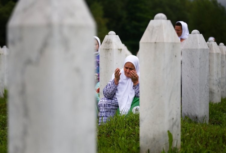 Srebrenitsa soykırımının 23. yıl dönümü 