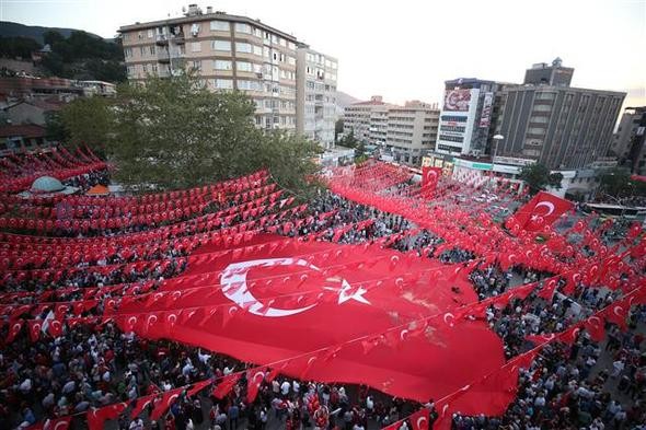 15 Temmuz'un ikinci yıldönümünde milyonlar kenetlendi