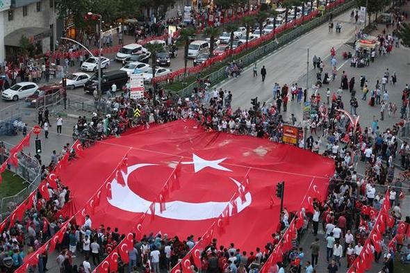 15 Temmuz'un ikinci yıldönümünde milyonlar kenetlendi