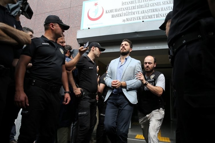 Adnan Oktar ve 'kedicikler'i cezaevine gönderildi