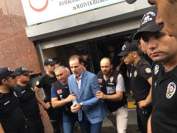 Adnan Oktar ve 'kedicikler'i cezaevine gönderildi