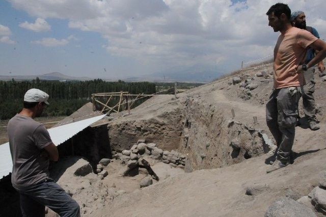 Kınık Höyük'te bir tapınak daha bulundu