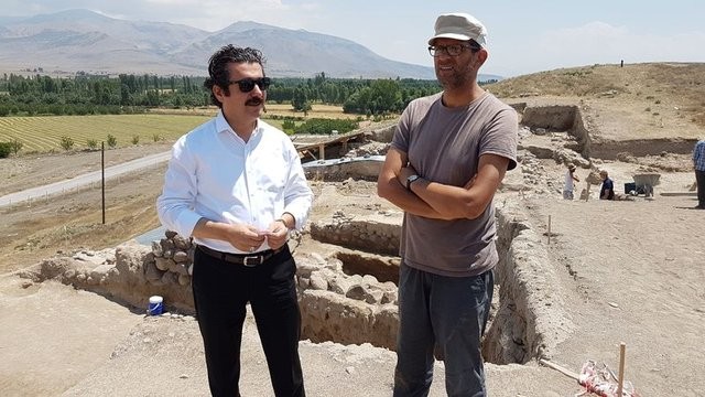 Kınık Höyük'te bir tapınak daha bulundu