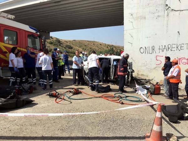 Kırıkkale-Ankara yolunda feci kaza! Ölüler var