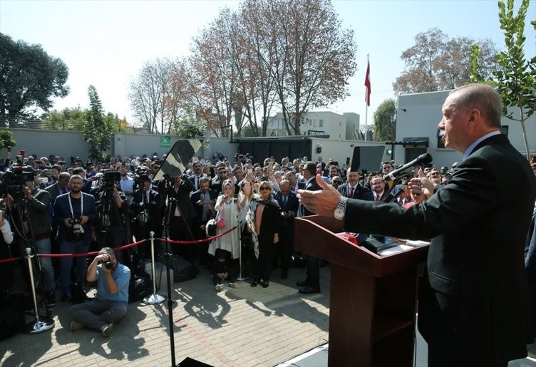 Erdoğan'a Güney Afrika'da coşkulu karşılama