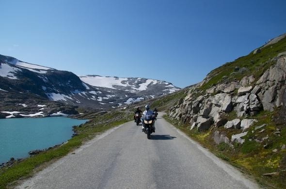 Dünyanın en güzel motosiklet güzergahları açıkladı!