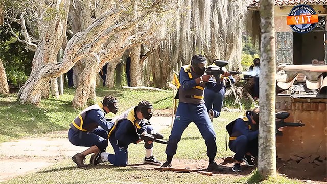 Escobar'ın lüks evinde artık paintball oynanıyor!